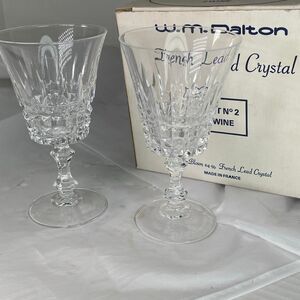 Set of 2 W.M.Dalton French lead crystal “ Vertine” 24% lead crystal wine glasses